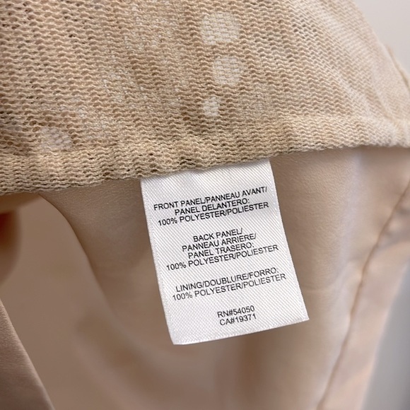 ROBBI & NICKI Latte Crochet Style Flowy Racerback Tank Small - Picture 6 of 6